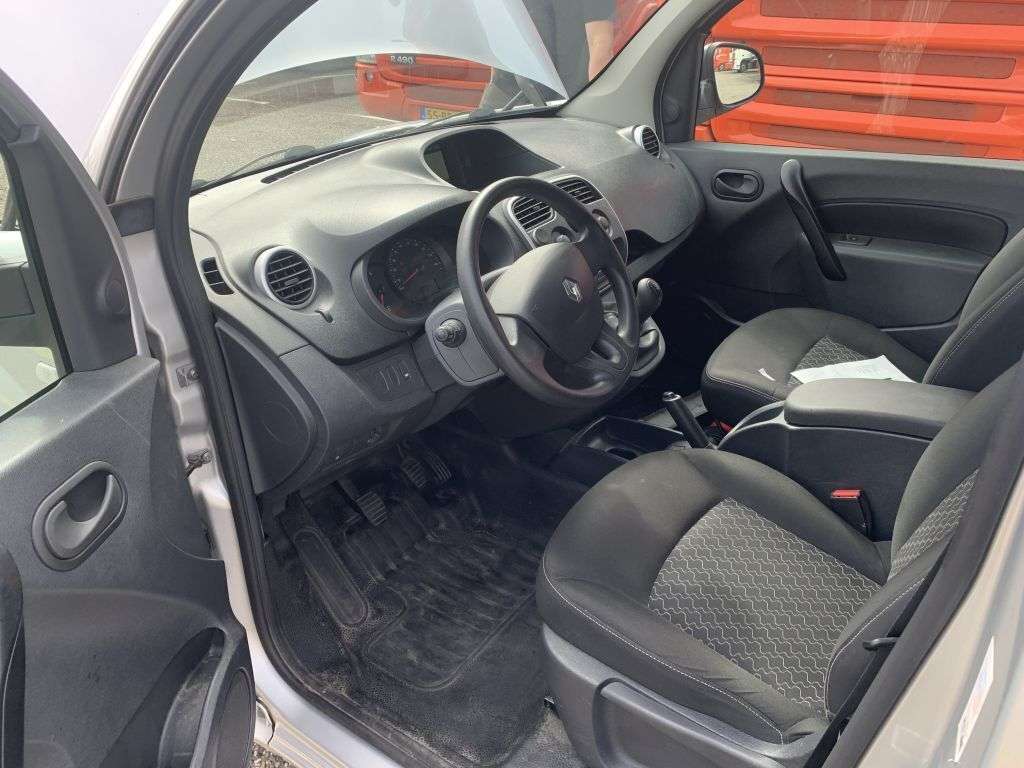 RENAULT kangoo airco navi Kastenwagen - Photo 11