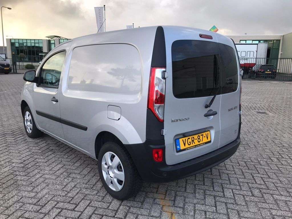 RENAULT kangoo airco navi Kastenwagen - Photo 4