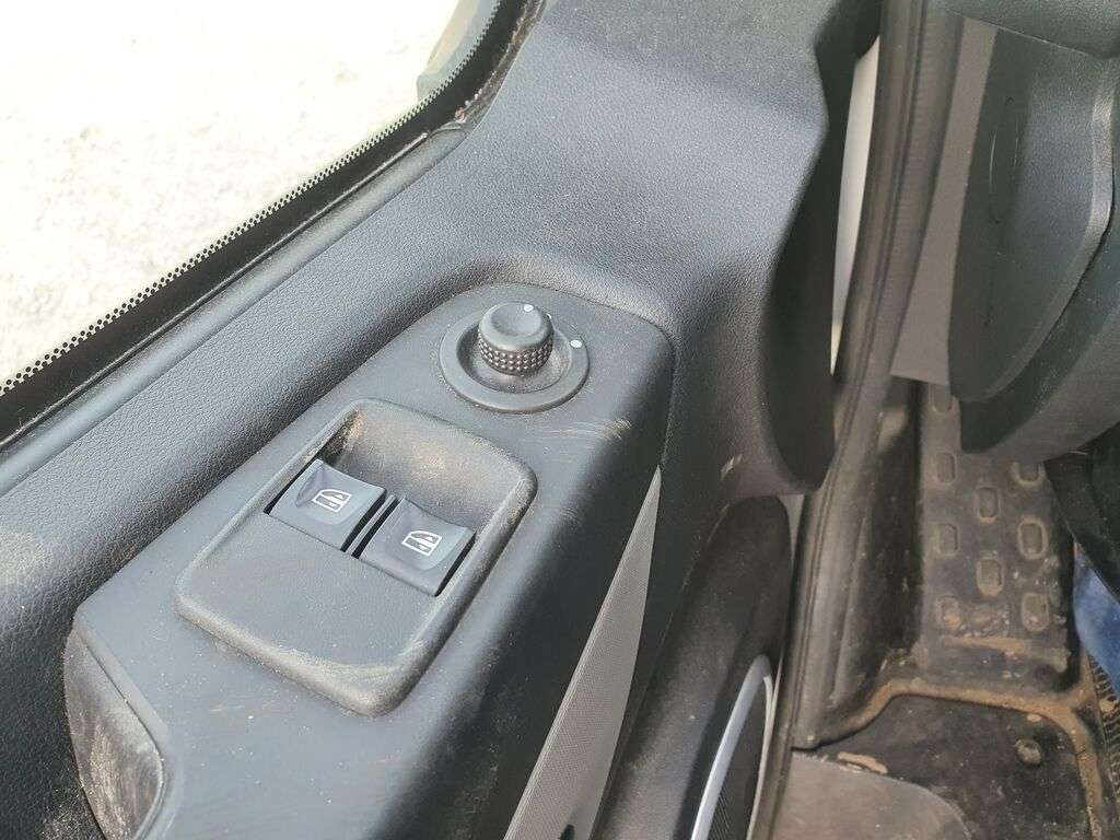 RENAULT TRAFIC L1H1 KLIMA PALI I JEZDZI Kastenwagen - Photo 17