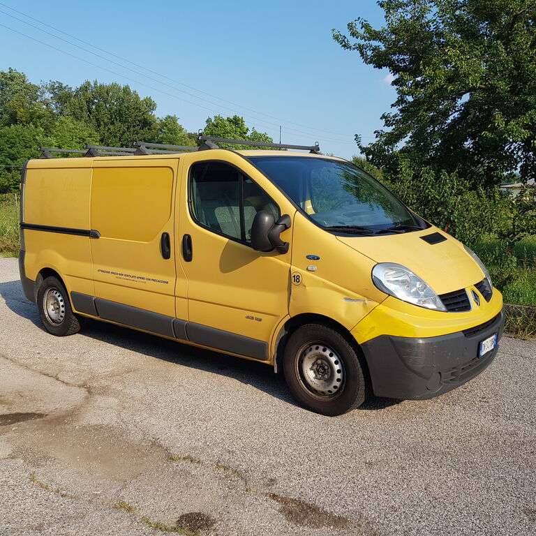 RENAULT Trafic 2.0 Kastenwagen - Photo 3