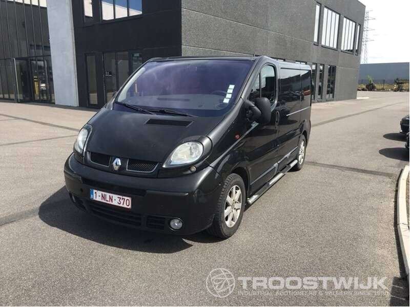 RENAULT Trafic Kastenwagen Verkaufsauktionen - Photo 2