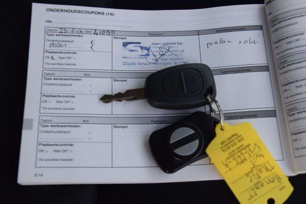 RENAULT Trafic 2.0 dCi 115pk L1H1 Black Edition Automaat 03-2014 Kastenwagen - Photo 5