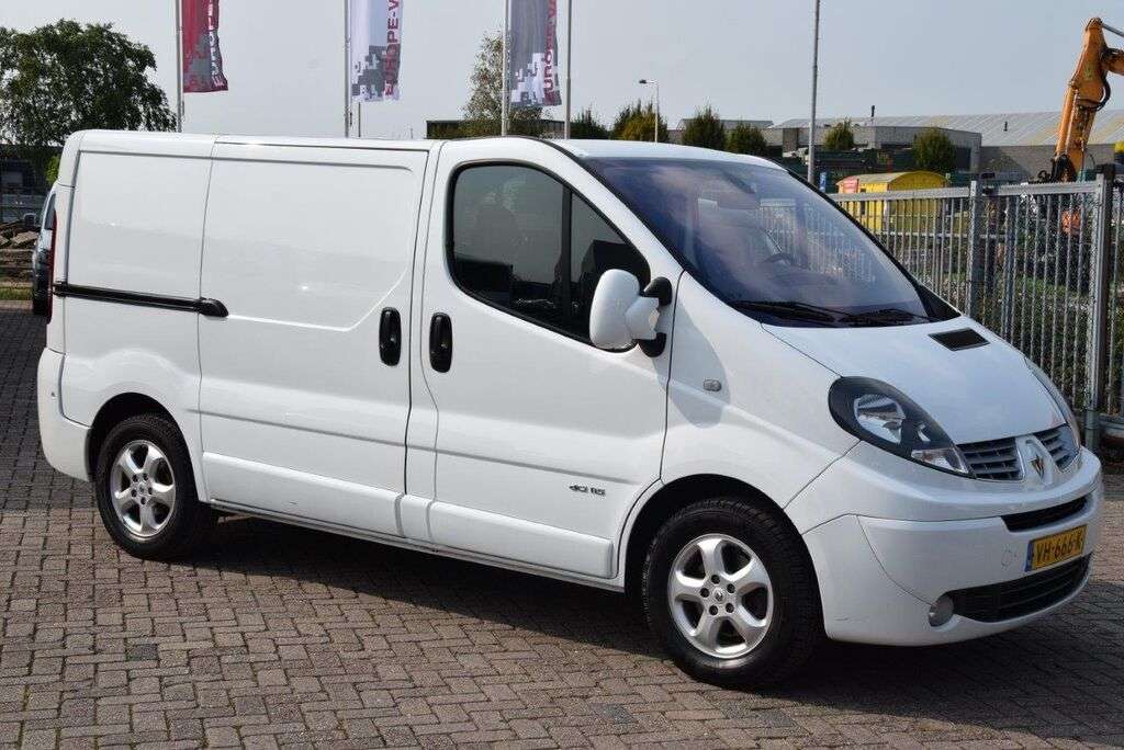 RENAULT Trafic 2.0 dCi 115pk L1H1 Black Edition Automaat 03-2014 Kastenwagen - Photo 9