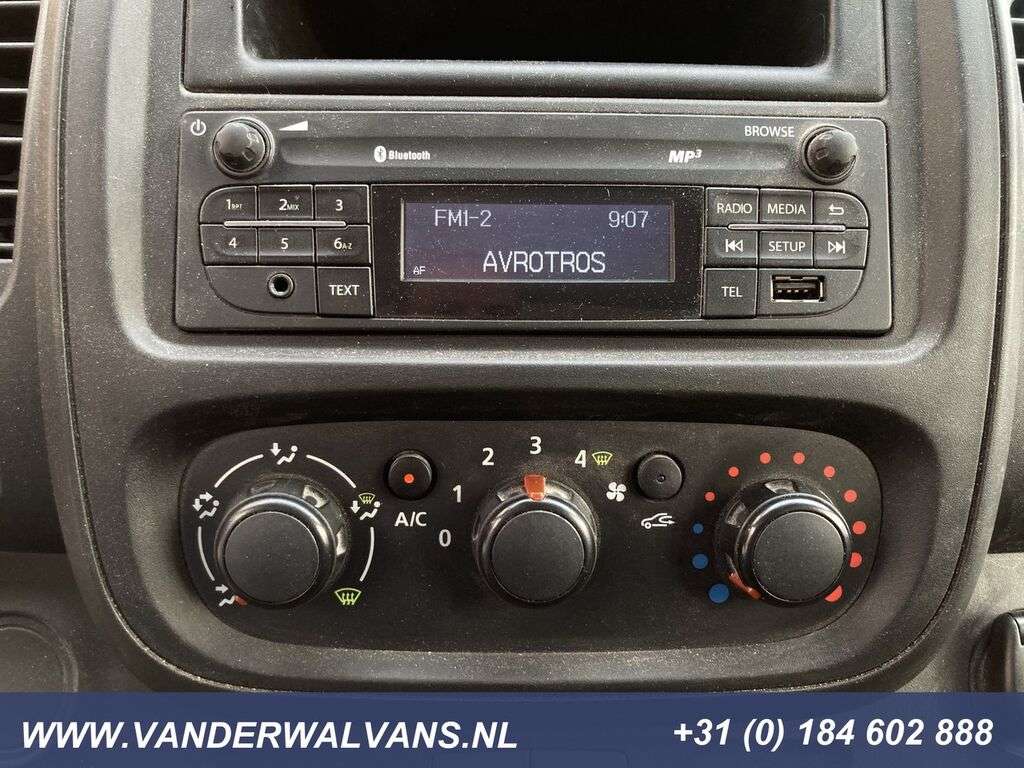 RENAULT Trafic 1.6dCi L1H1 Airco, imperiaal, trekhaak, cruise, pdc, bijr Kastenwagen - Photo 5
