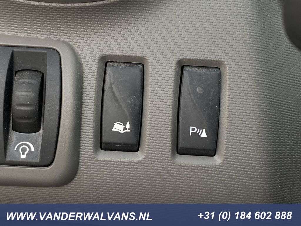 RENAULT Trafic 1.6dCi L1H1 Airco, imperiaal, trekhaak, cruise, pdc, bijr Kastenwagen - Photo 7