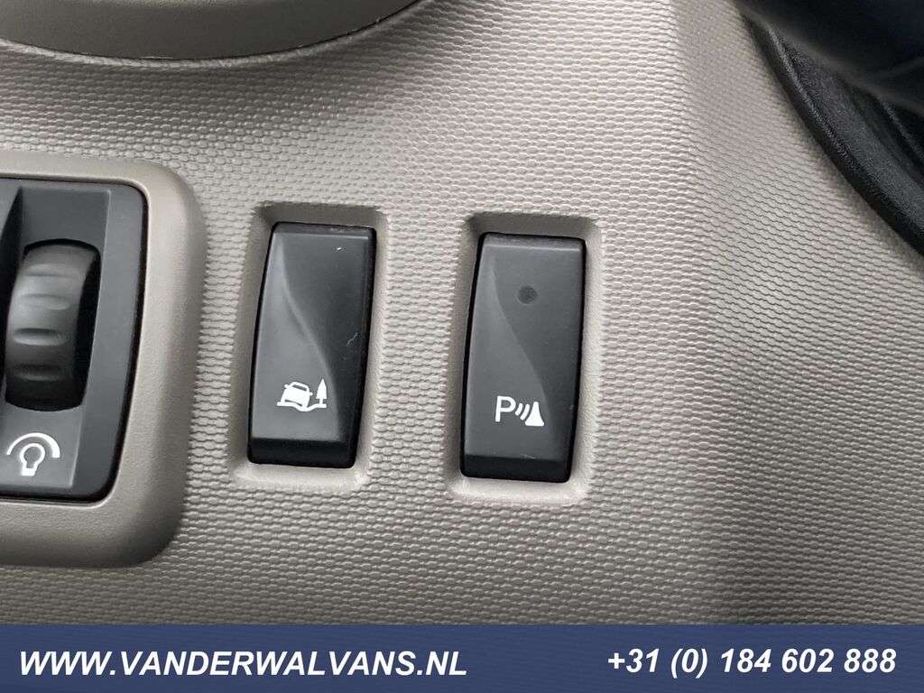 RENAULT Trafic 1.6dCi L1H1 Airco, imperiaal, trekhaak, cruise, parkeerse Kastenwagen - Photo 12