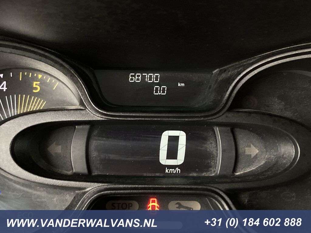RENAULT Trafic 1.6dCi L1H1 Airco, imperiaal, trekhaak, cruise, parkeerse Kastenwagen - Photo 21