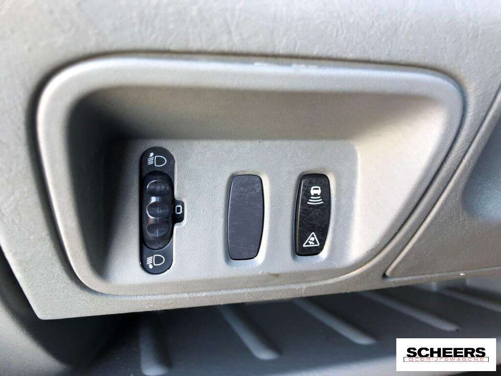 RENAULT Trafic 2.0 DCI DC L2H1 airco navigatie Kastenwagen - Photo 11