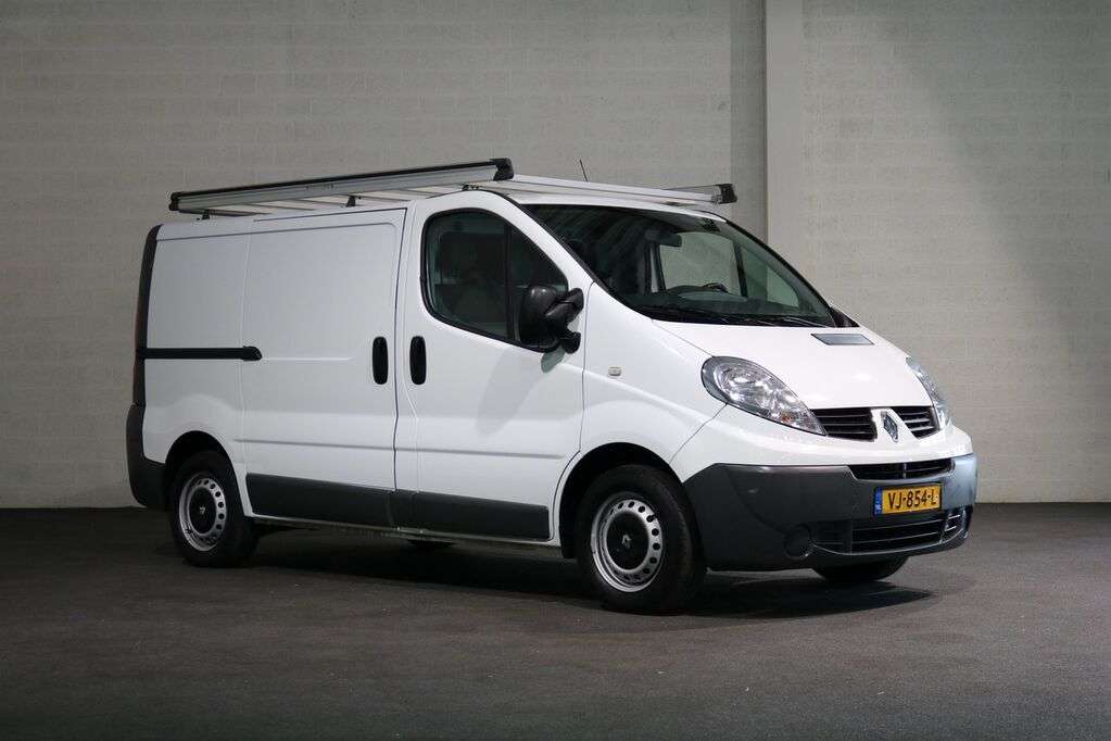 RENAULT Trafic 2.0 dCi L1 H1 Achterklep Imperiaal Trekhaak Airco Navigat Kastenwagen - Photo 3