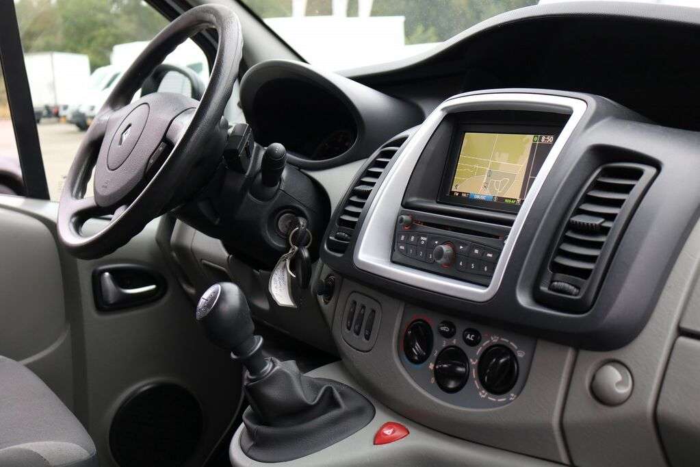 RENAULT Trafic 2.0 dCi L1 H1 Achterklep Imperiaal Trekhaak Airco Navigat Kastenwagen - Photo 24