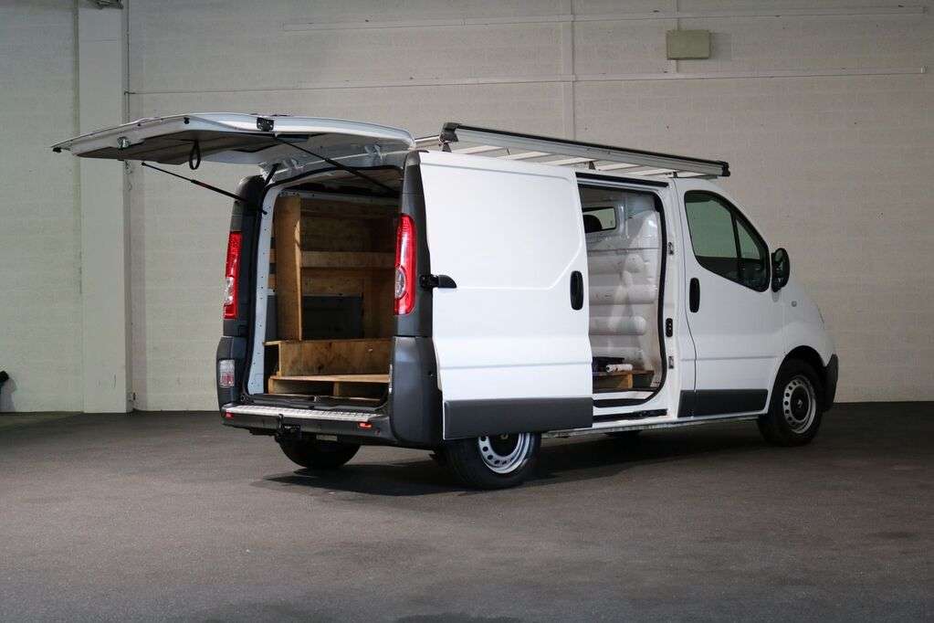 RENAULT Trafic 2.0 dCi L1 H1 Achterklep Imperiaal Trekhaak Airco Navigat Kastenwagen - Photo 6